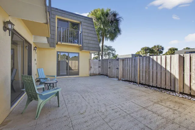 Residence photo 7
