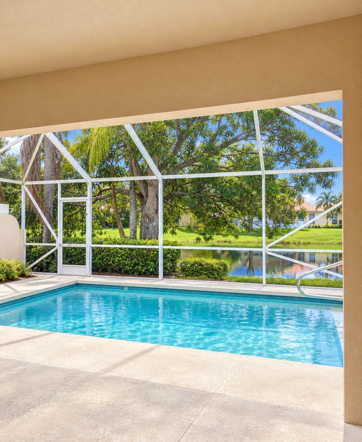 Residence photo 3