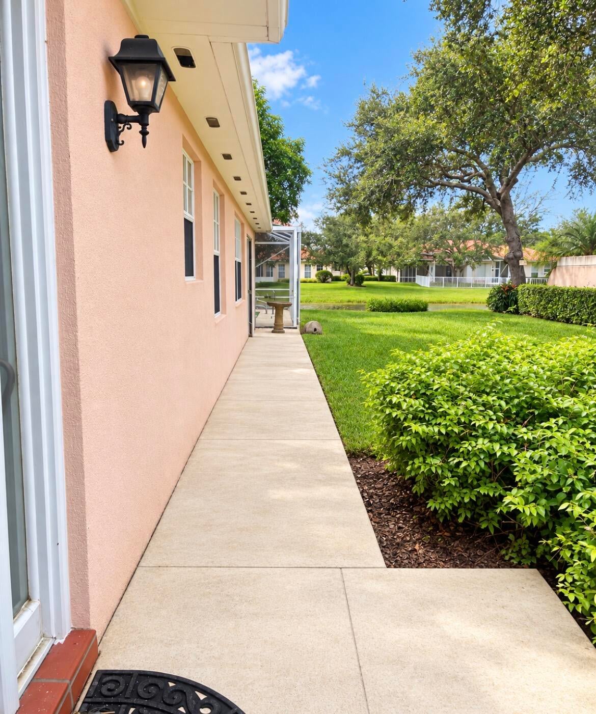 Residence photo 5
