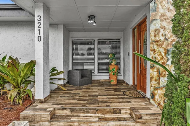 Residence photo 6