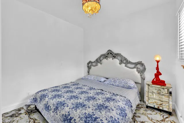 Residence photo 29