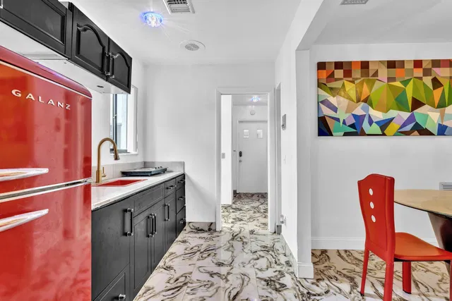 Residence photo 42