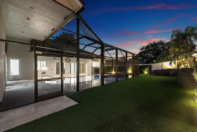 Residence photo 11