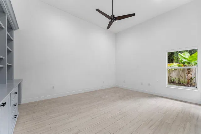 Residence photo 43