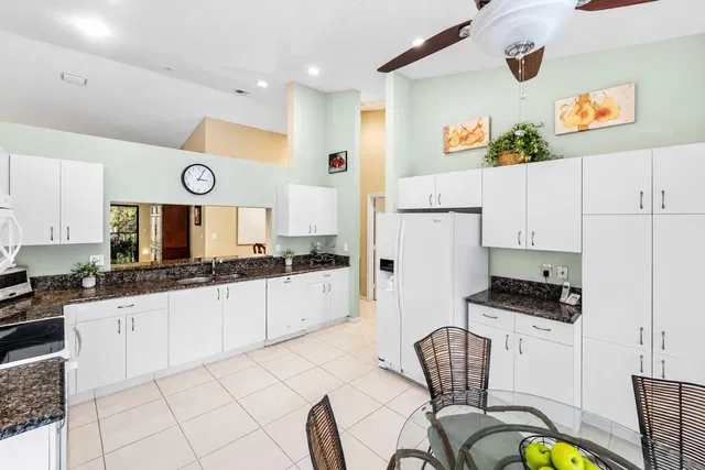  Unit 202 photo 17