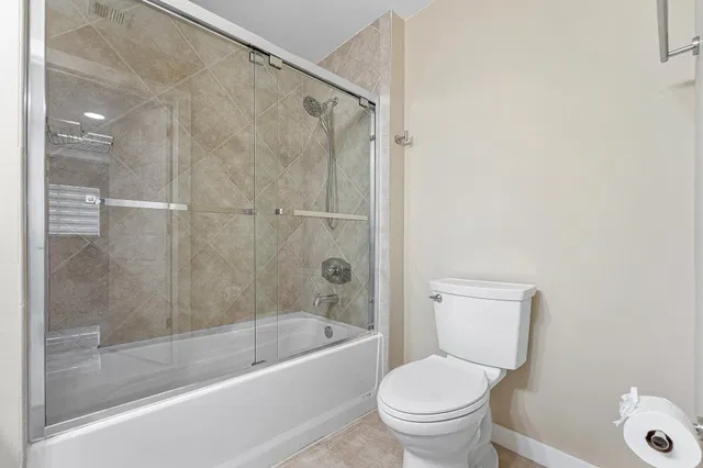 233 S Federal Boca Unit 605 photo 29