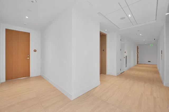 Alba Palm Beach Unit 1804 photo 10
