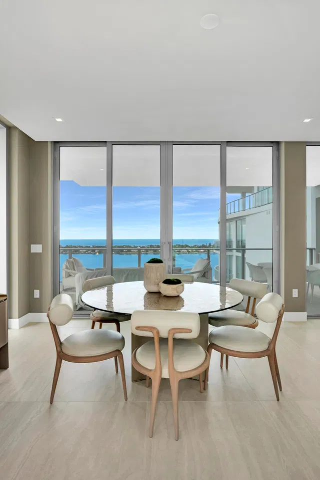 Alba Palm Beach Unit 1804 photo 13