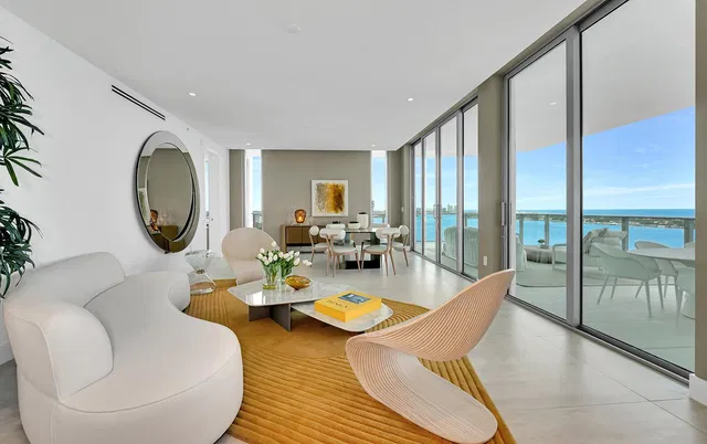 Alba Palm Beach Unit 1804 photo 17