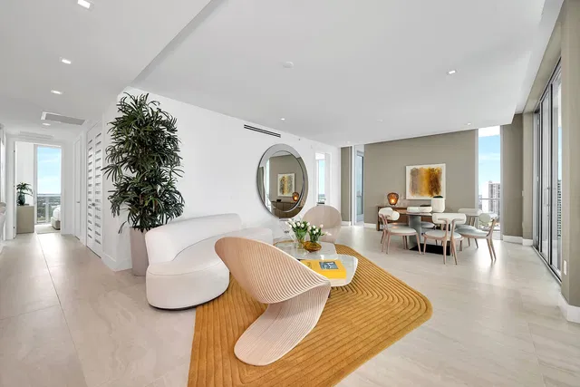Alba Palm Beach Unit 1804 photo 20