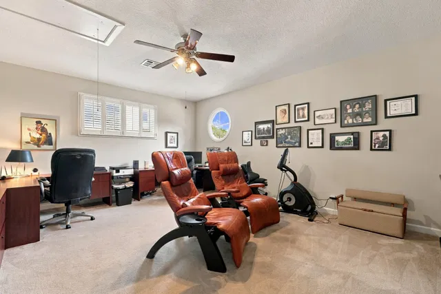  Residence photo 29