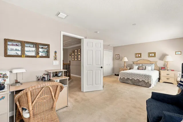 Residence photo 33