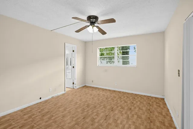Residence photo 21