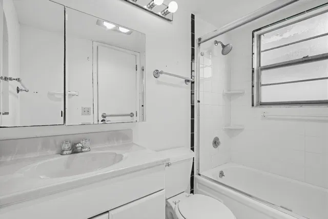 Residence photo 28