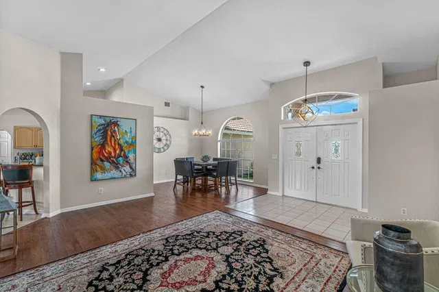 Residence photo 9