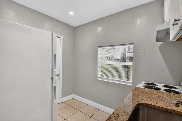 Residence photo 6