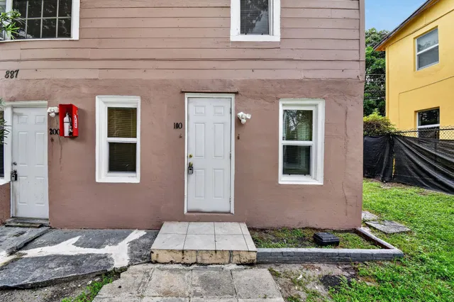 Residence photo 11