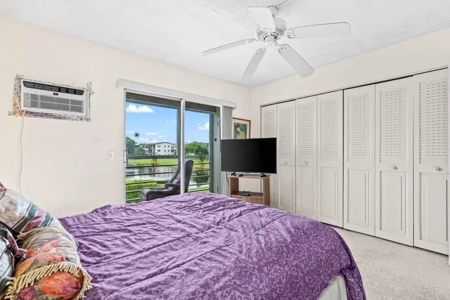 Residence photo 17