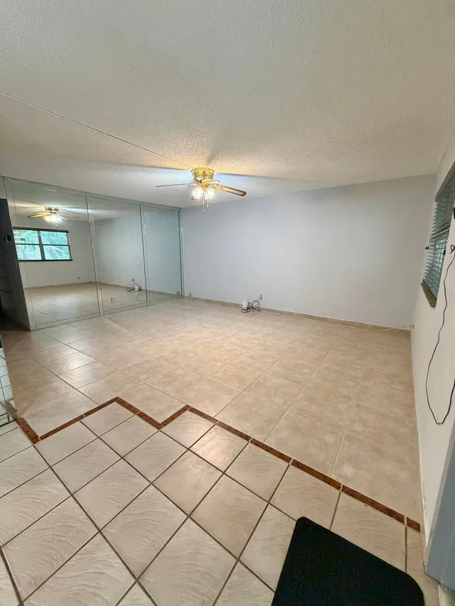 Residence photo 10
