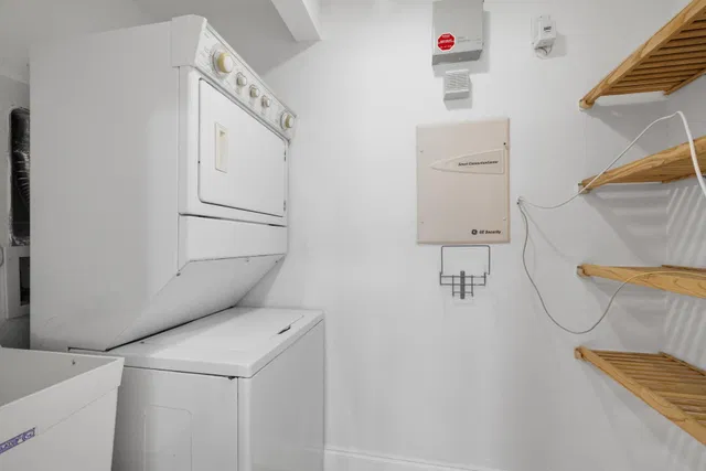 Unit 30 photo 21