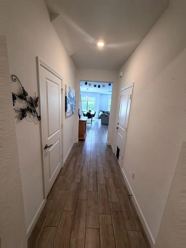 Residence photo 4