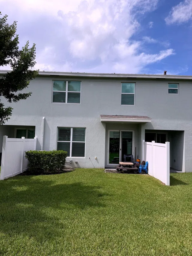 Residence photo 13