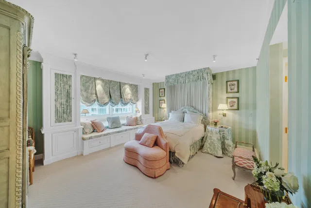 Unit 1508 photo 6