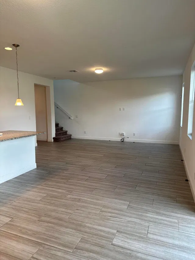 Residence photo 20