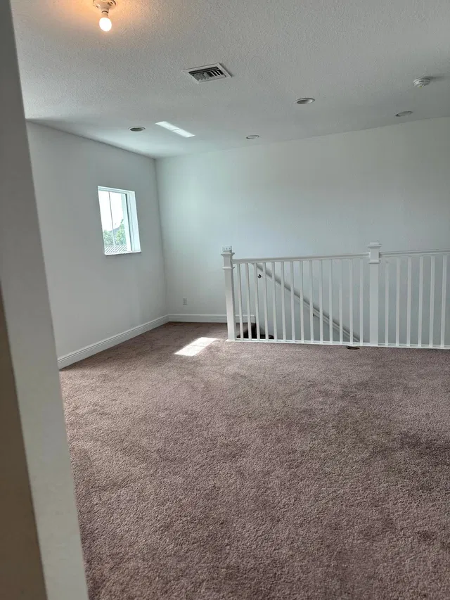 Residence photo 24