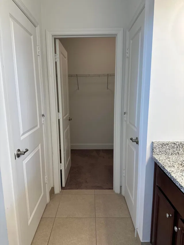 Residence photo 36