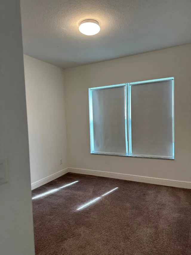 Residence photo 42