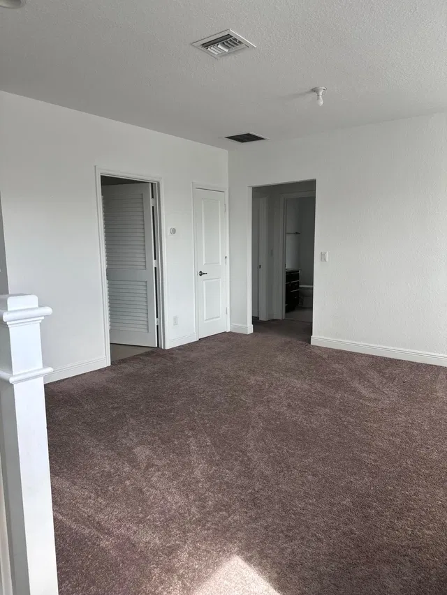 Residence photo 51