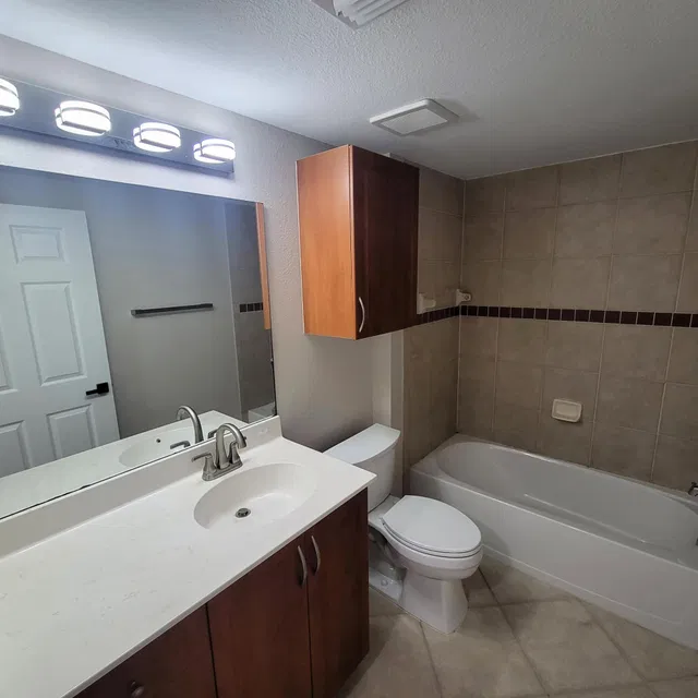 Unit 201 photo 26