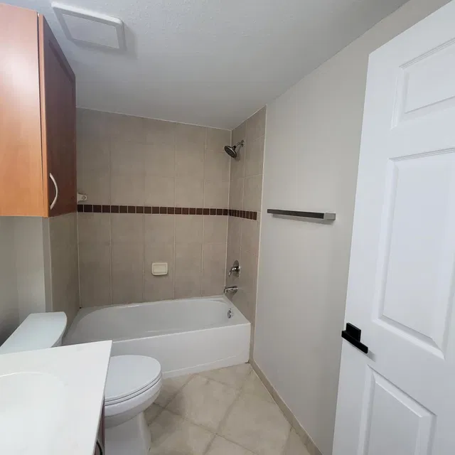 Unit 201 photo 57