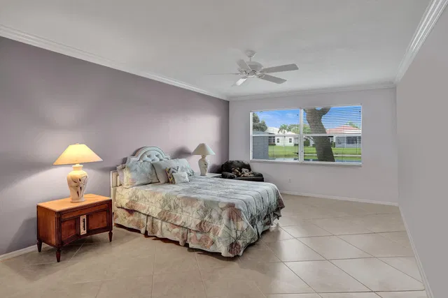 Residence photo 22