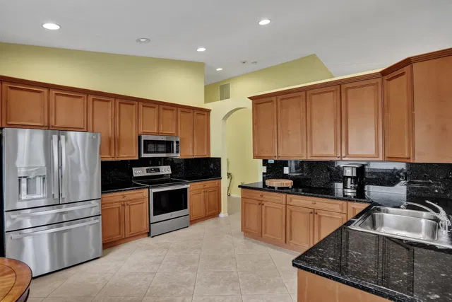 Residence photo 32