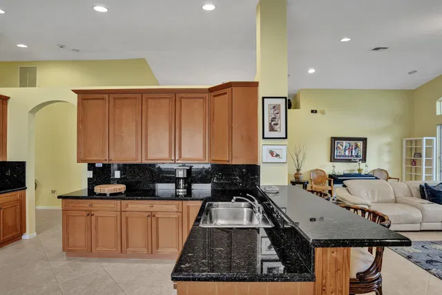 Residence photo 33