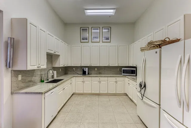 Residence photo 62