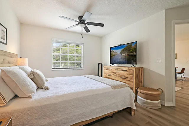  Unit 205 photo 17