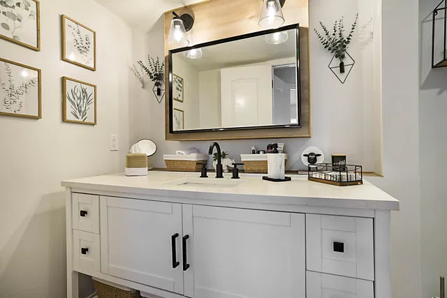  Unit 205 photo 19