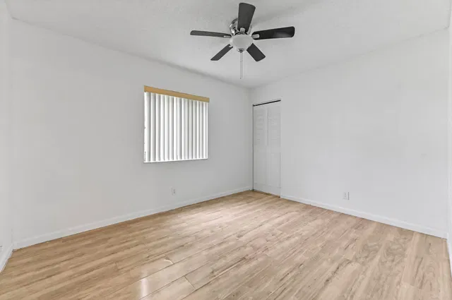 Unit C-1 photo 15