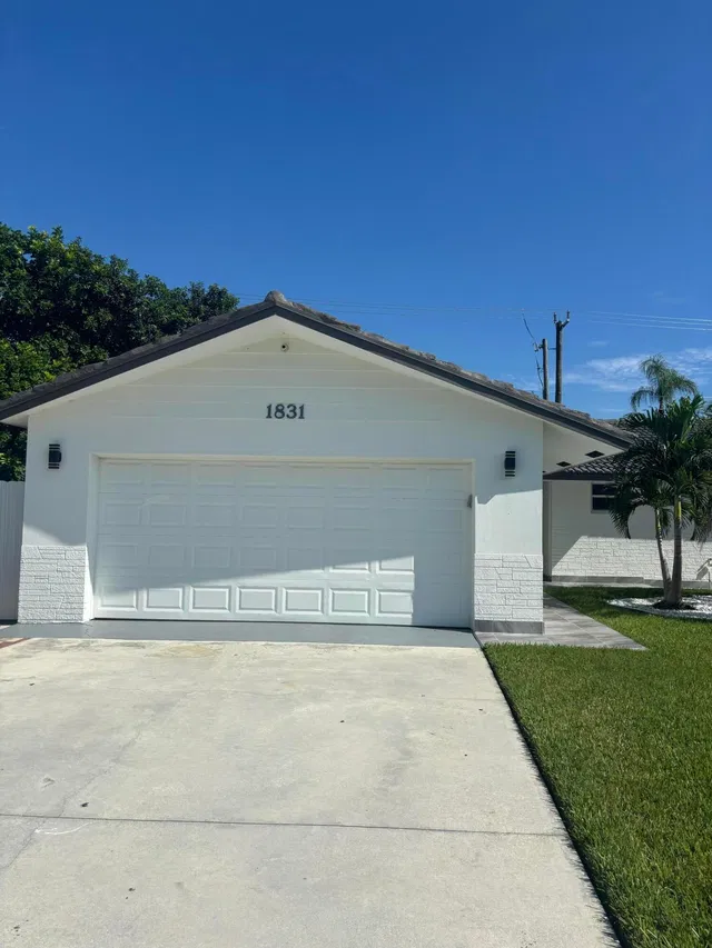 Residence photo 5