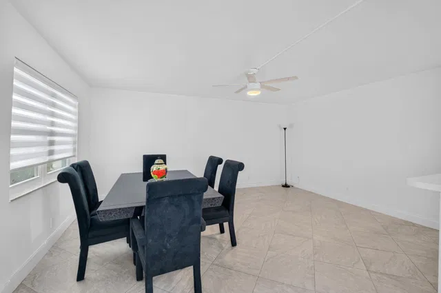 Residence photo 5