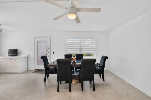 Residence photo 6