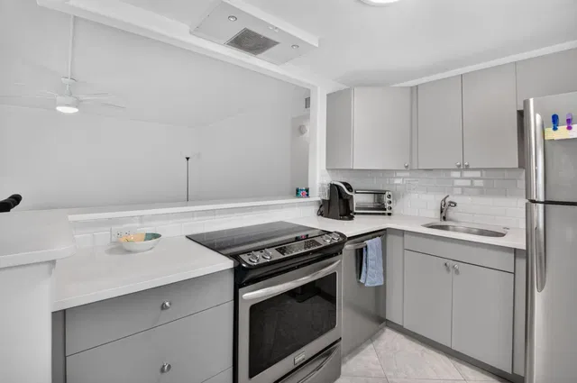 Residence photo 11