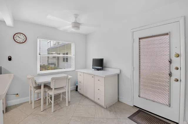 Residence photo 14