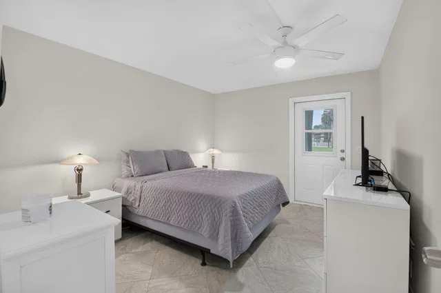 Residence photo 16
