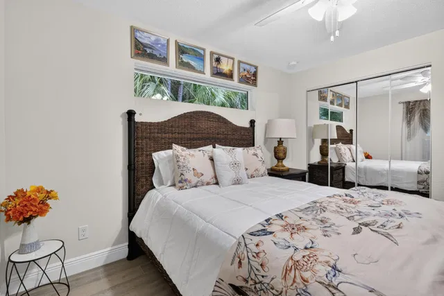 Residence photo 14