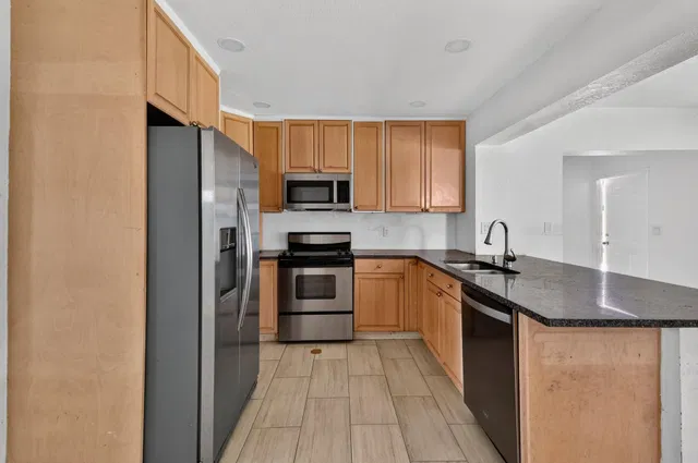 Residence photo 10