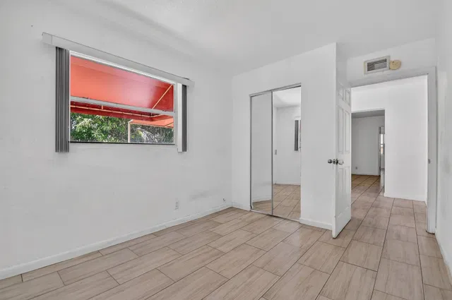 Residence photo 26